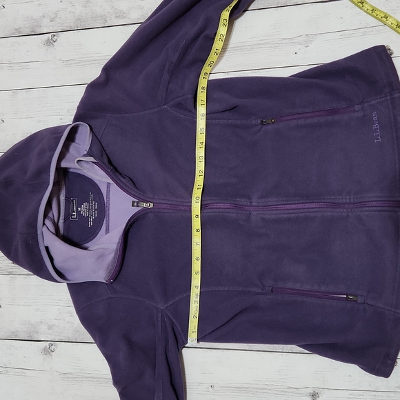 L.L. Bean Womens Medium Regular Purple Zippered Hooded jacket - Picture 5 of 8